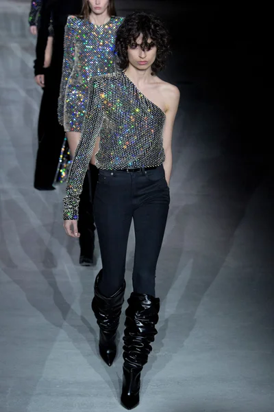Look 71